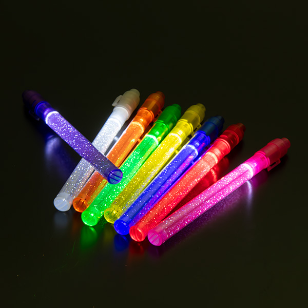 Colorful Peach　2024　ペンライト おまけつき Colorful Peach 2024 ペンライト おまけつき